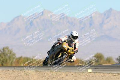 media/Jan-12-2025-CVMA (Sun) [[be1d2b16e3]]/Race 3-Amateur Supersport Middleweight/